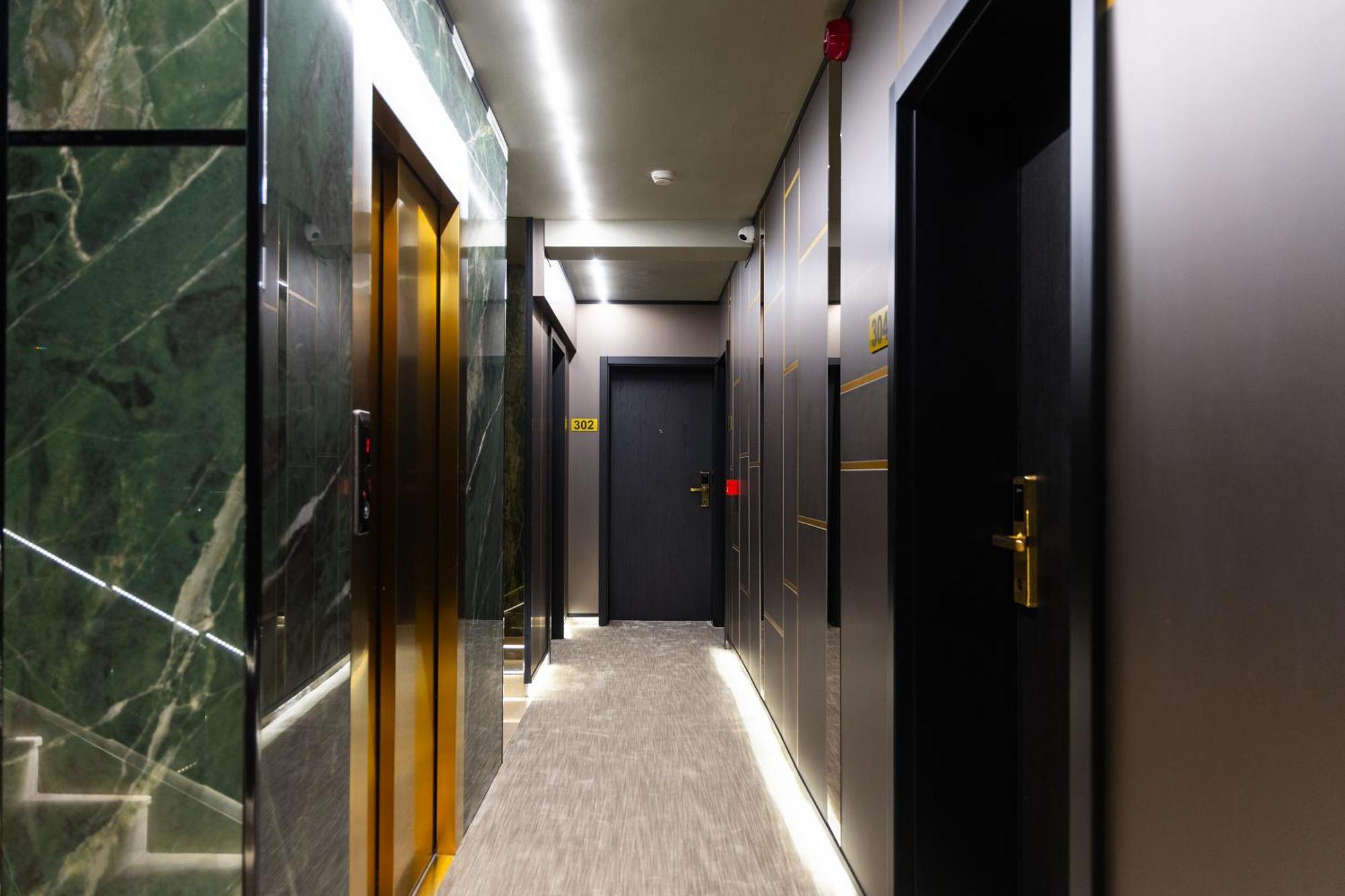 Hotel Opera Приштина Екстер'єр фото